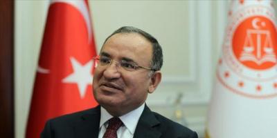 Adalet Bakanı Bozdağ, anayasa değişikliği teklifinin imzaya açıldığını bildirdi