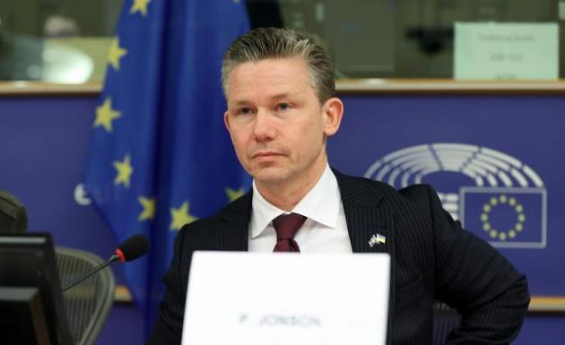 İsveç Savunma Bakanı Jonson, en büyük önceliklerinin NATO'ya tam üyelik olduğunu söyledi